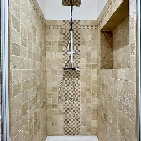 Maison Coeur De St-cirq-lapopie Charme Jardin Clim Casa vacanze Saint-Cirq-Lapopie